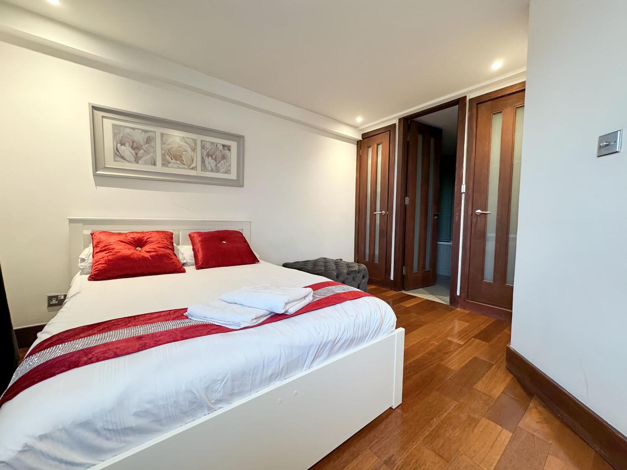 The Kensington Heights Apartment Londra Exterior foto